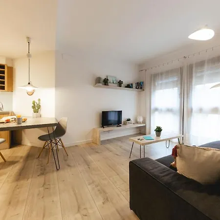 Bravissimo La Mora Apartment *